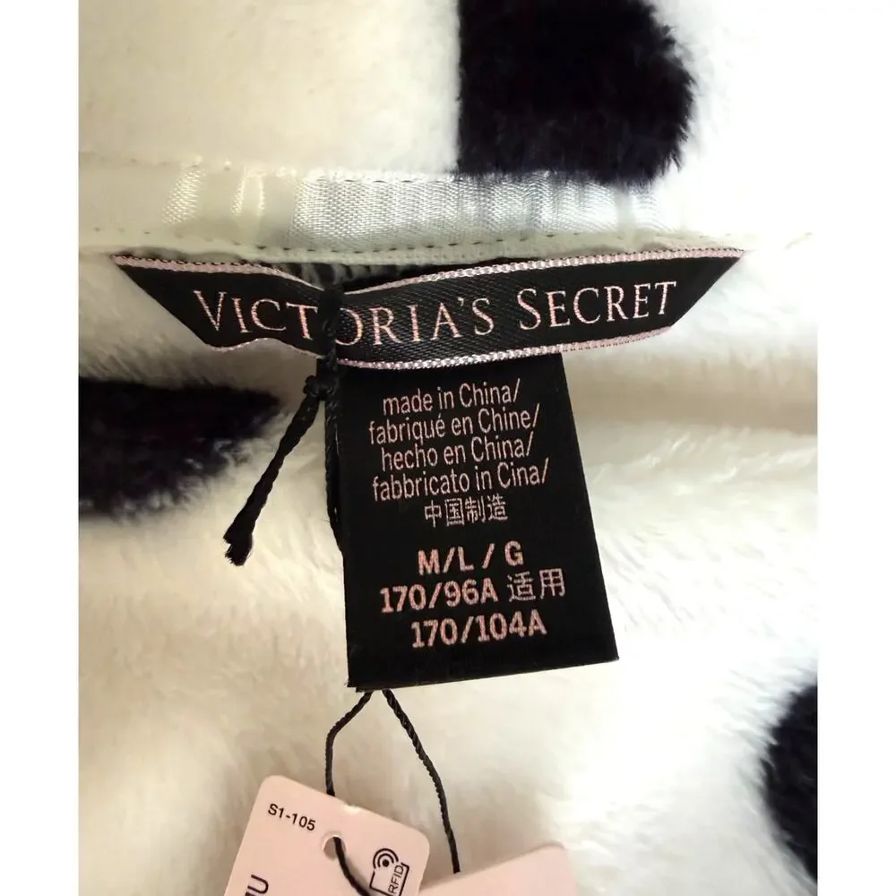 NWT Victoria's Secret Short Soft Polka Dot Plush Robe M/L and Quarter Socks Set